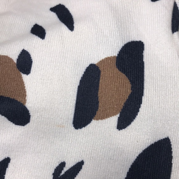 Gorgeous light weight extra long cardigan sweater new without tags - Picture 7 of 9